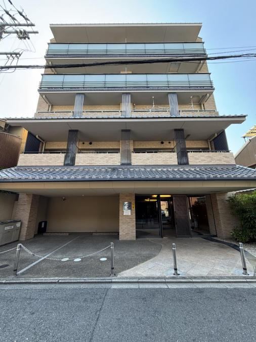 2LDK apartment in Higashiyama Ward, Kyoto - Photo 1