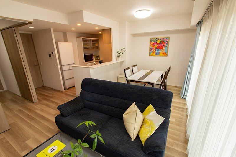 4LDK apartment in Suita, Osaka - Photo 1