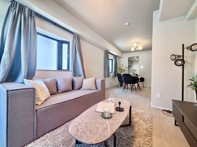 1LDK apartment in Minato Ward, Tokyo - Photo 1