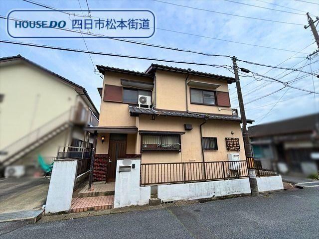 3DK house in Yokkaichi, Mie - Photo 1