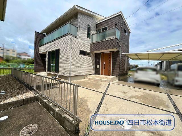 4LDK+S house in Yokkaichi, Mie - Photo 1