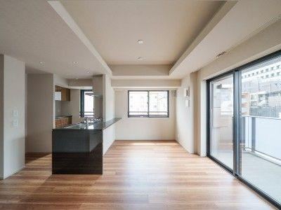 2LDK apartment in Minato Ward, Tokyo - Photo 1