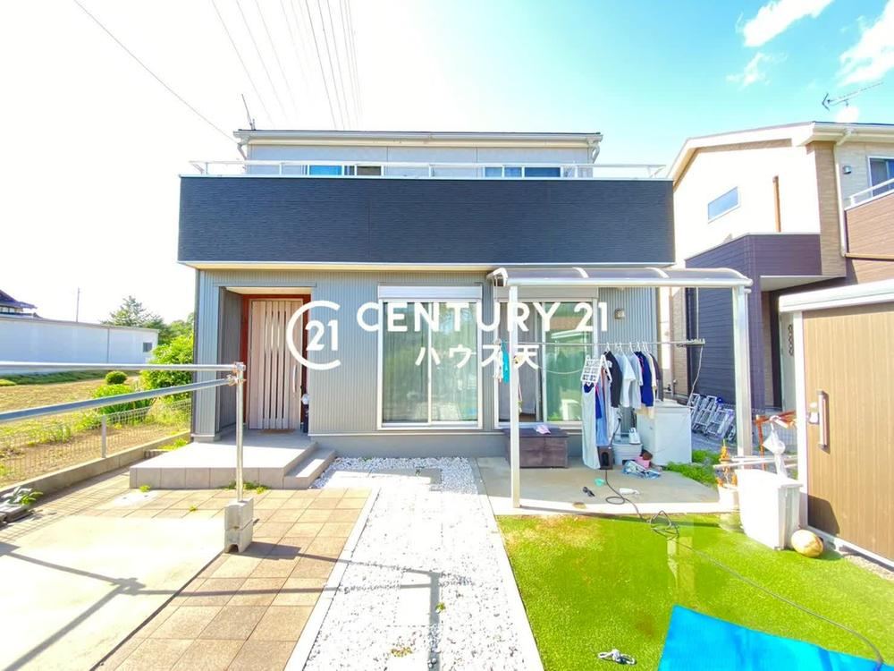 4LDK house in Sakado, Saitama - Photo 1