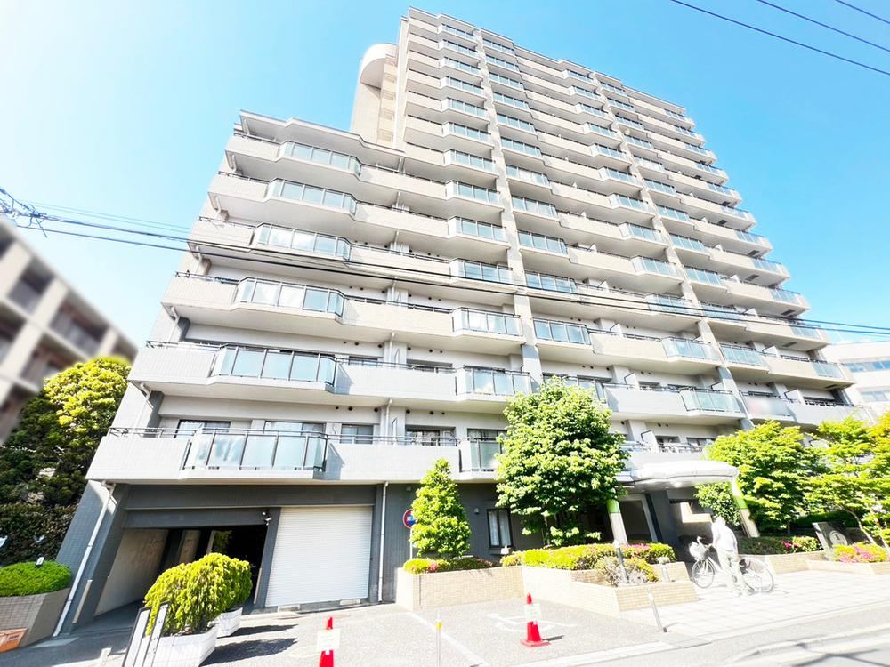 3LDK apartment in Hachioji, Tokyo - Photo 1