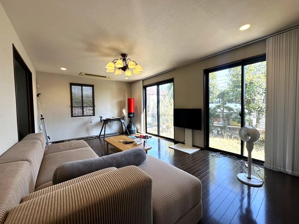 6LDK+2S house in Higashinada Ward, Kobe, Hyogo - Photo 1