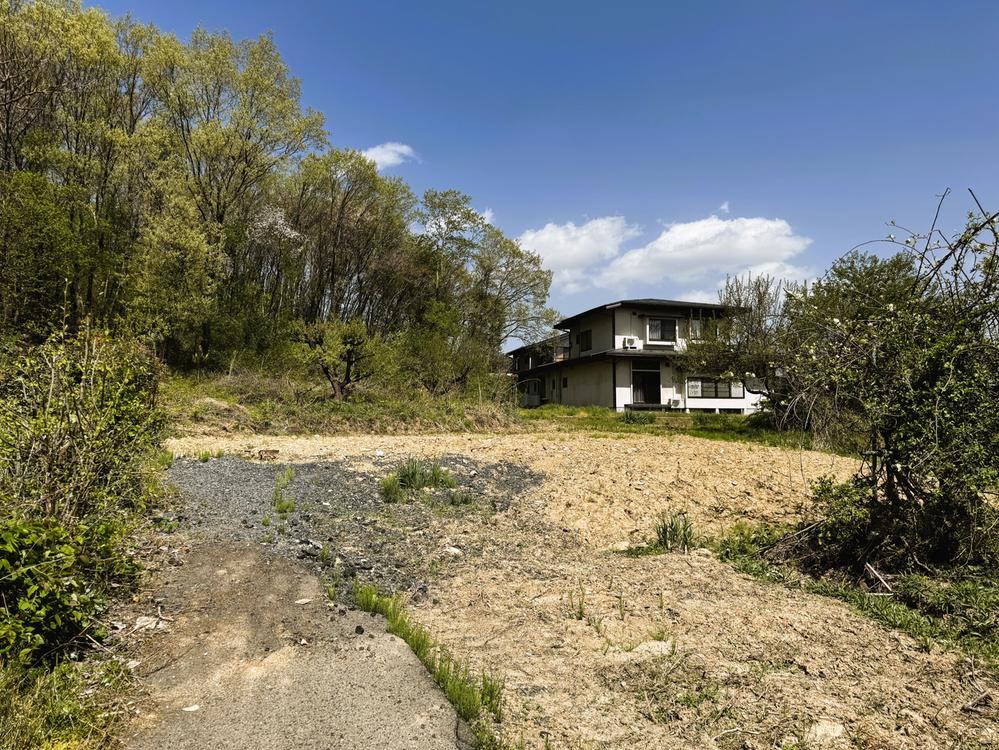 425 m² land in Kaminoyama, Yamagata - Photo 1