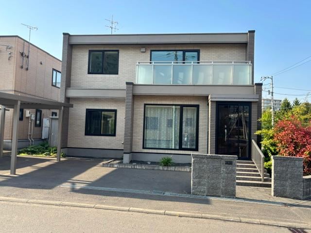 4LDK house in Teine Ward, Sapporo, Hokkaido - Photo 1