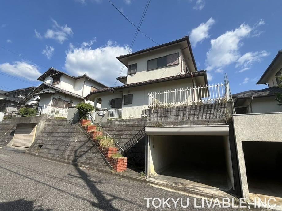 4LDK house in Toyono, Toyono District, Osaka - Photo 1