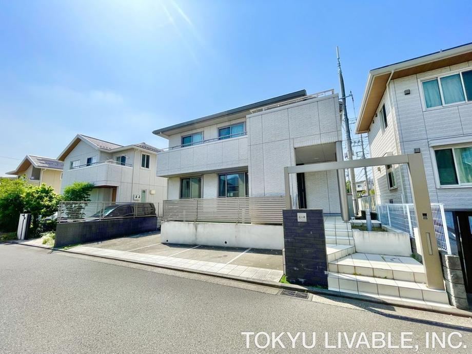 4LDK house in Tsuzuki Ward, Yokohama, Kanagawa - Photo 1