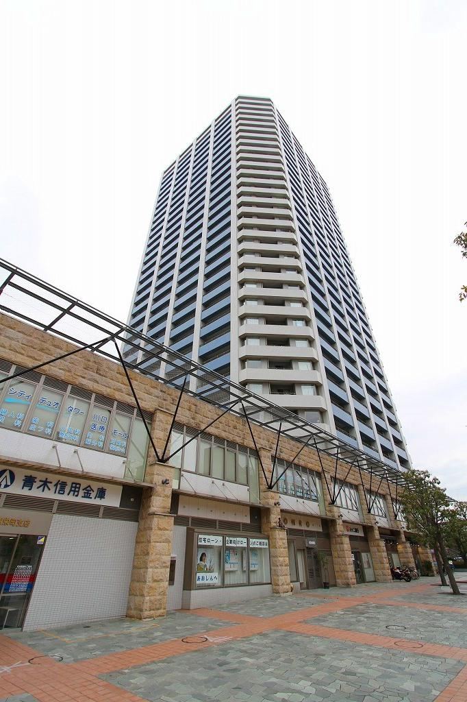 2LDK+S apartment in Kawaguchi, Saitama - Photo 1
