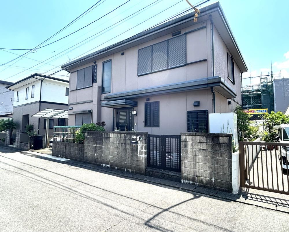 5LDK house in Kasuga, Fukuoka - Photo 1
