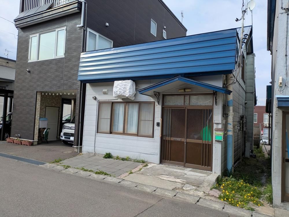 3LDK house in Otaru, Hokkaido - Photo 1