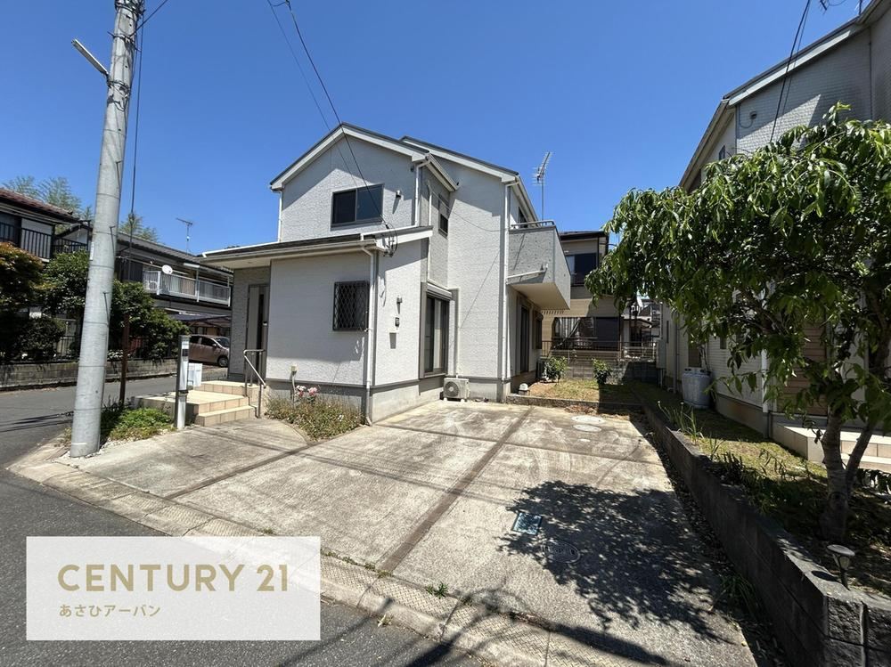 4LDK house in Yotsukaido, Chiba - Photo 1