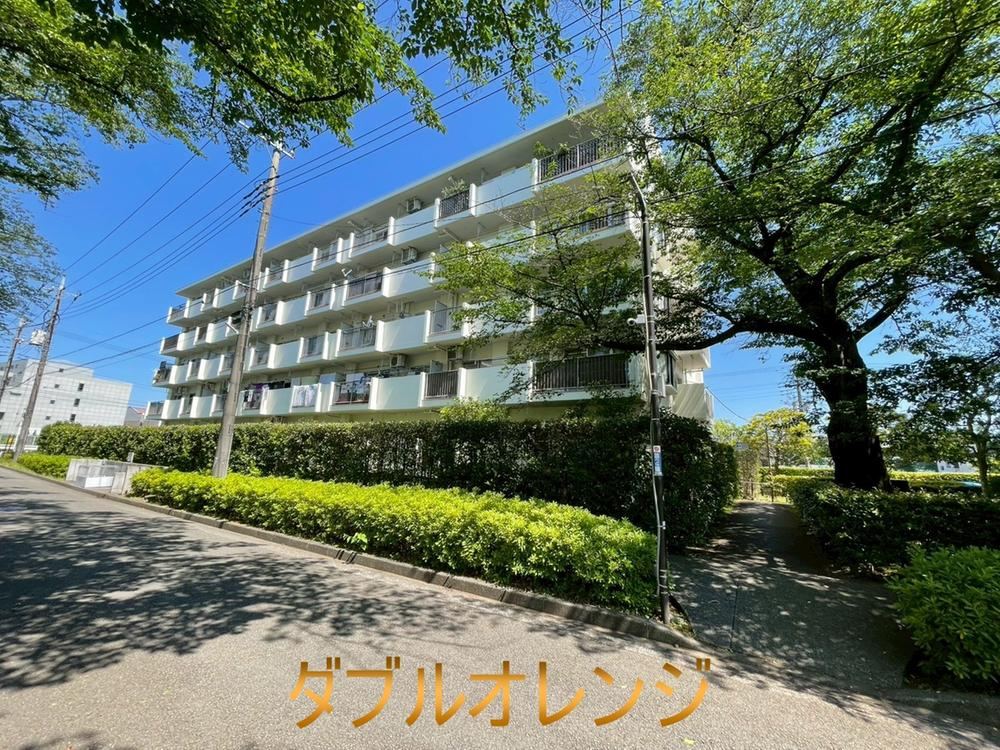 4LDK apartment in Hino, Tokyo - Photo 1