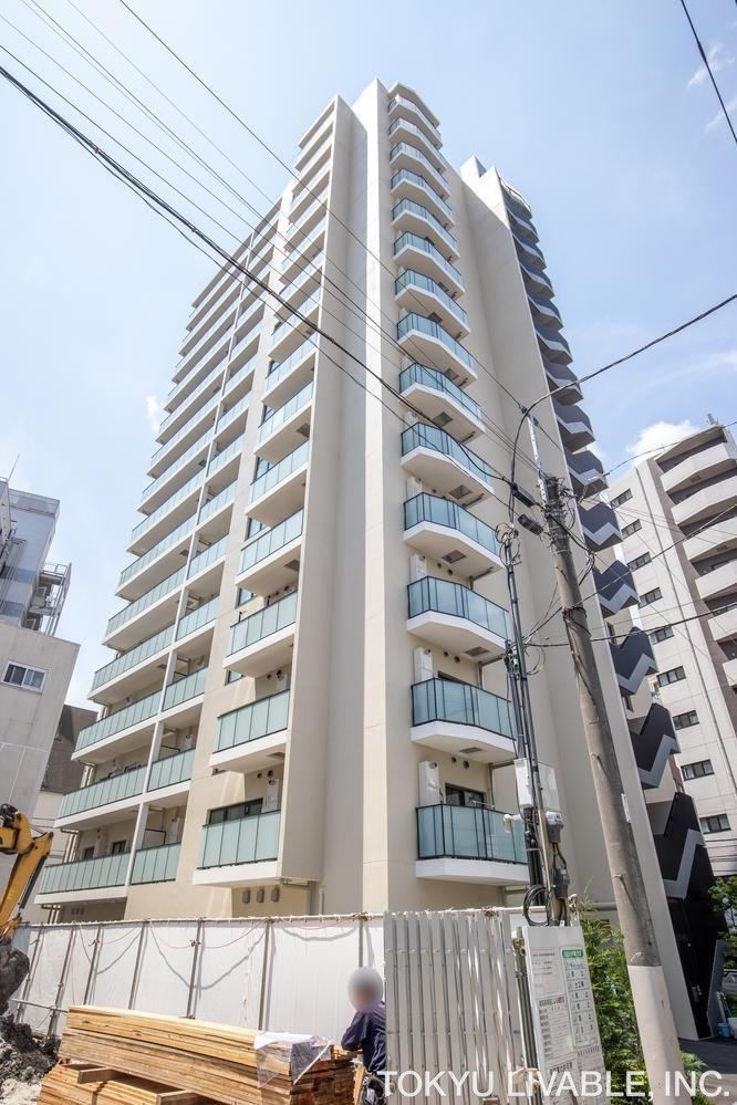 2LDK apartment in Taito Ward, Tokyo - Photo 1