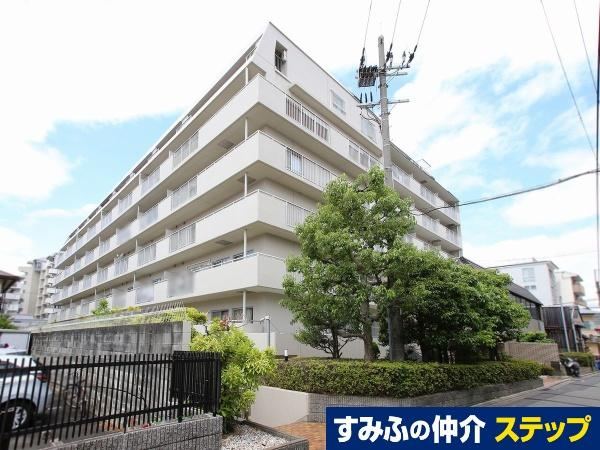 2LDK+S apartment in Fushimi Ward, Kyoto - Photo 1