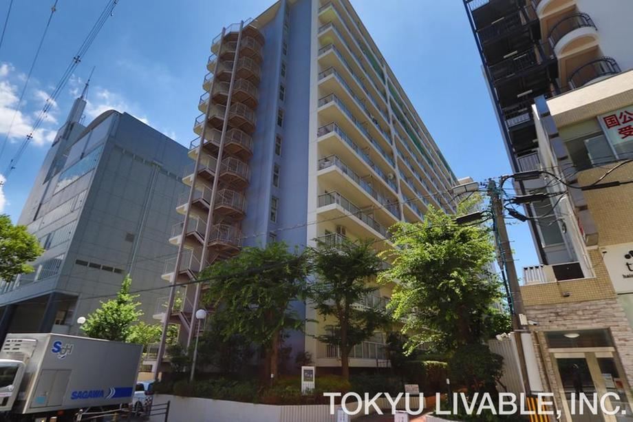 3LDK apartment in Tennoji Ward, Osaka - Photo 1