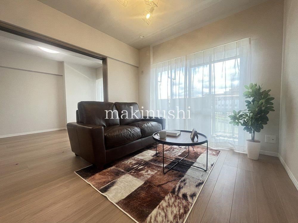 3LDK apartment in Osakasayama, Osaka - Photo 1