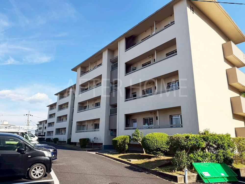 2LDK apartment in Oyamazaki, Otokuni District, Kyoto - Photo 1