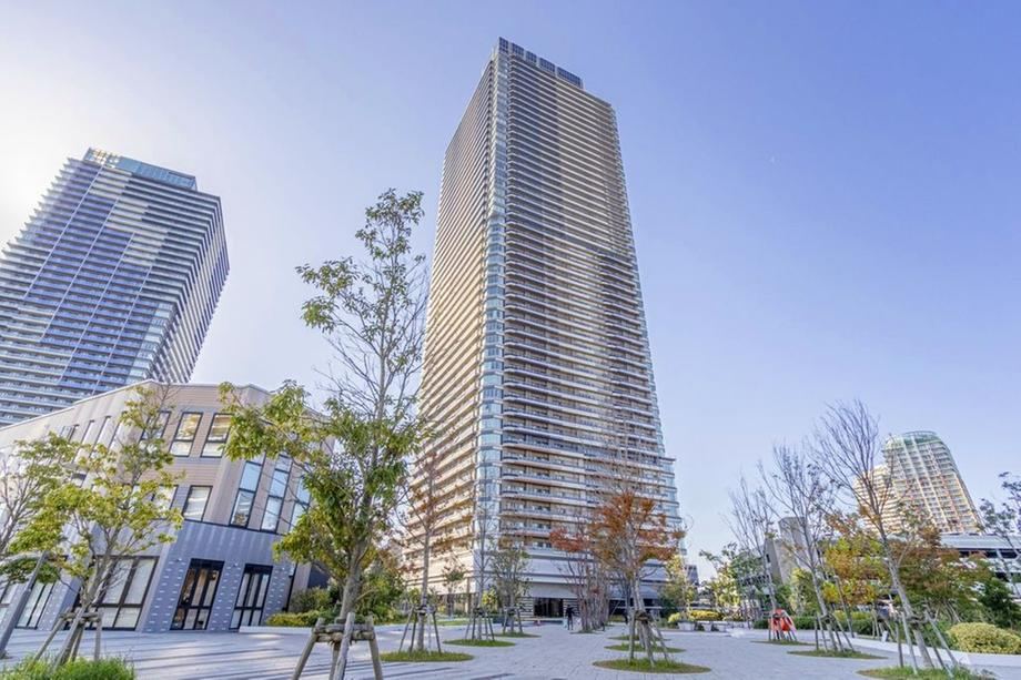 3LDK apartment in Mihama Ward, Chiba - Photo 1