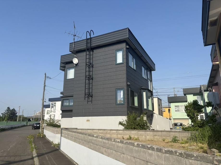 4LDK house in Kita Ward, Sapporo, Hokkaido - Photo 1