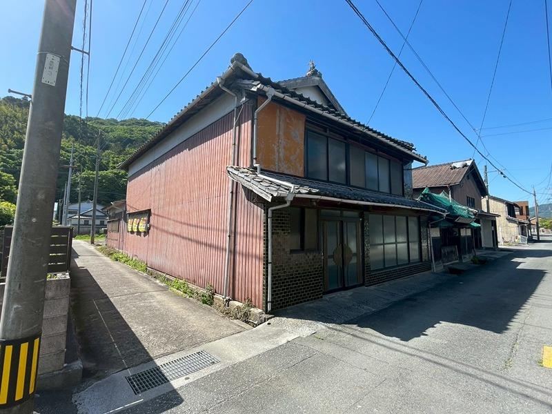 11DK house in Kawara, Tagawa District, Fukuoka - Photo 1