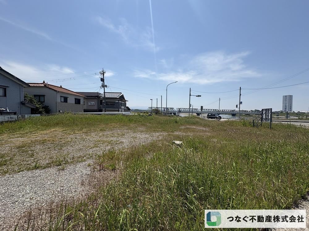 560 m² land in Hakusan, Ishikawa - Photo 1