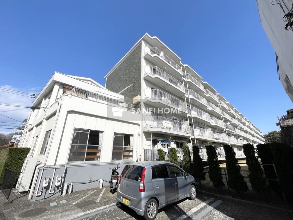 2LDK apartment in Tokorozawa, Saitama - Photo 1
