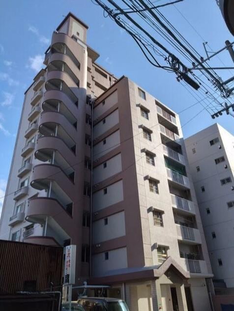3LDK apartment in Moji Ward, Kitakyushu, Fukuoka - Photo 1