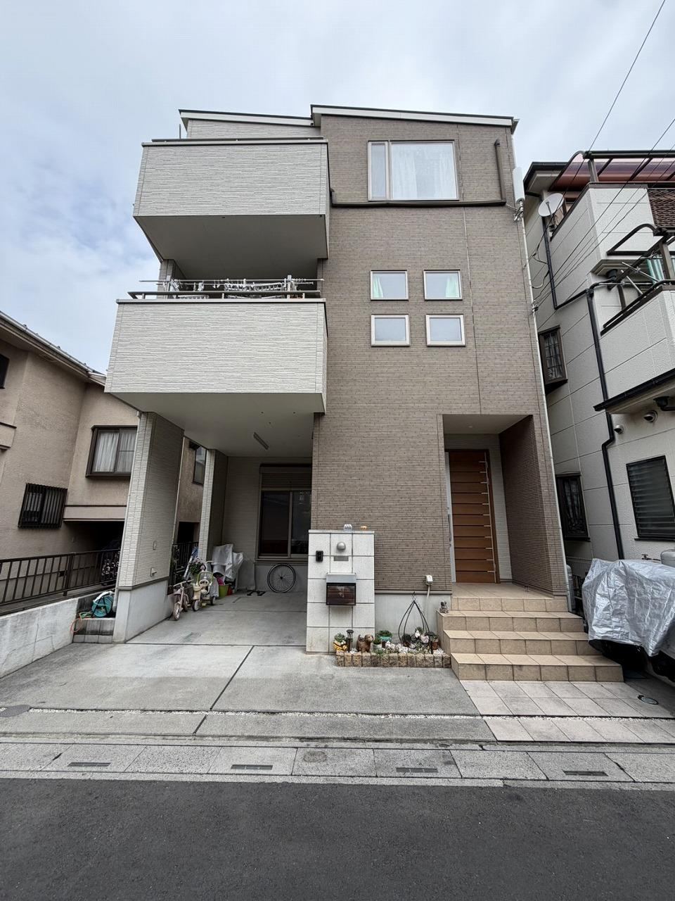 4LDK house in Soka, Saitama - Photo 1