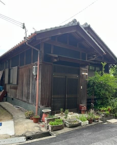 9DK house in Kawachinagano, Osaka - Photo 1