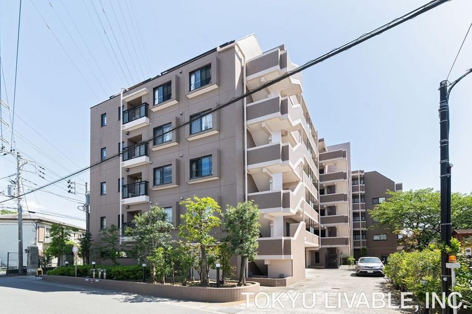 4LDK apartment in Kamakura, Kanagawa - Photo 1