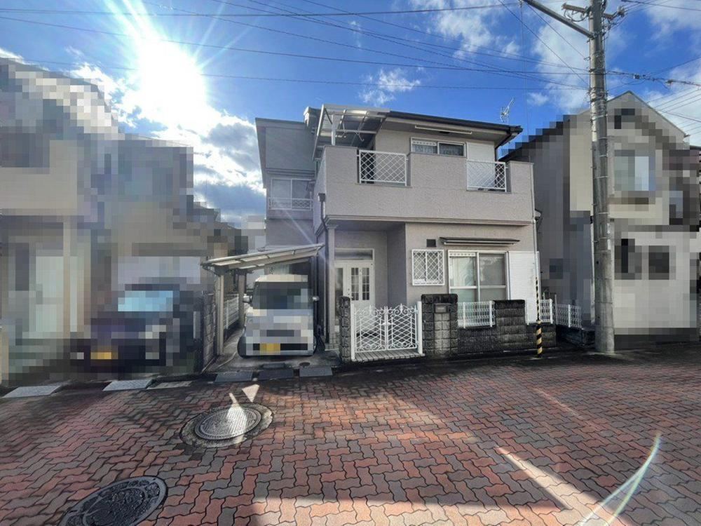 4LDK house in Kawachinagano, Osaka - Photo 1