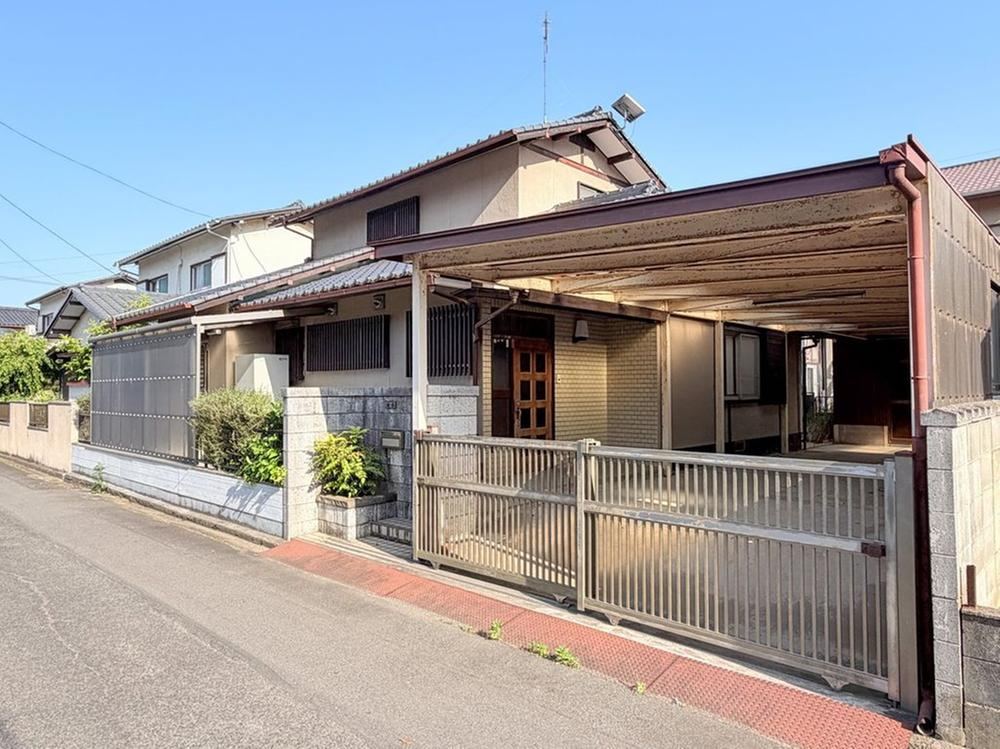 4LDK house in Kurashiki, Okayama - Photo 1