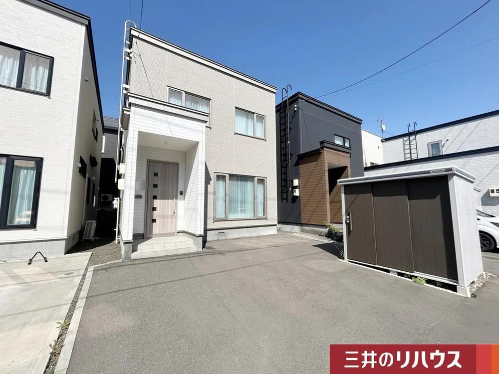 3LDK+S house in Teine Ward, Sapporo, Hokkaido - Photo 1