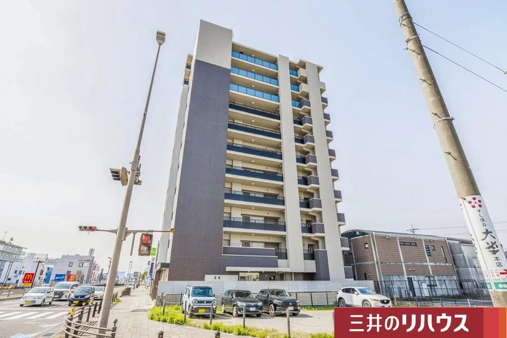 1LDK+S apartment in Toyota, Aichi - Photo 1