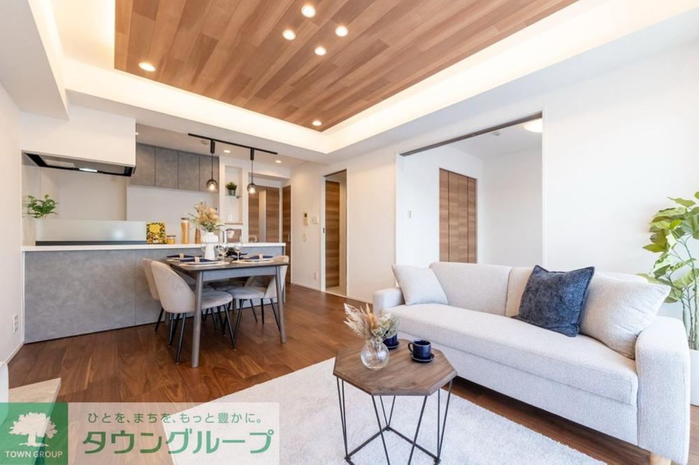 3LDK apartment in Warabi, Saitama - Photo 1