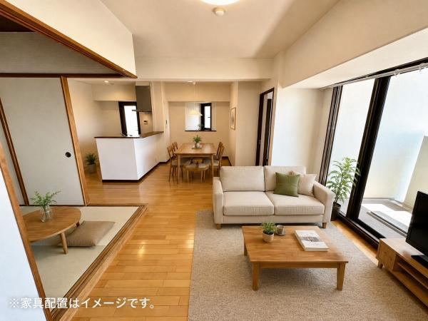 4LDK apartment in Kaizuka, Osaka - Photo 1