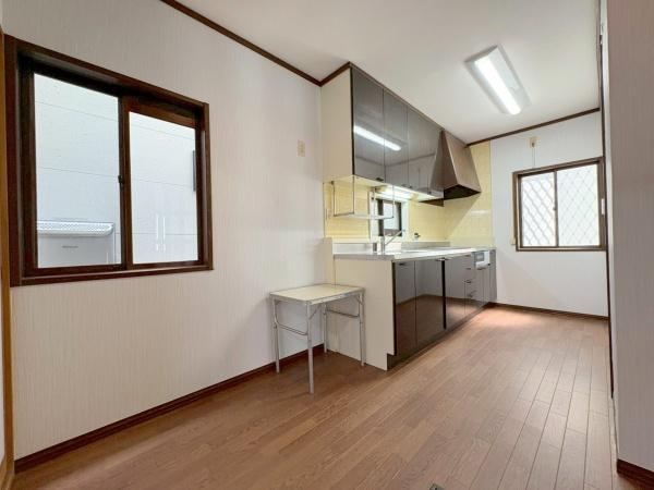3DK+S house in Higashiosaka, Osaka - Photo 1