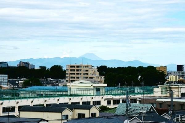 2LDK apartment in Setagaya Ward, Tokyo - Photo 1