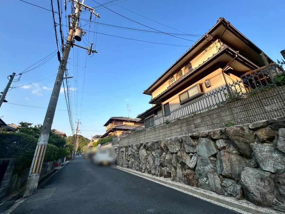 7DK+S house in Katano, Osaka - Photo 1