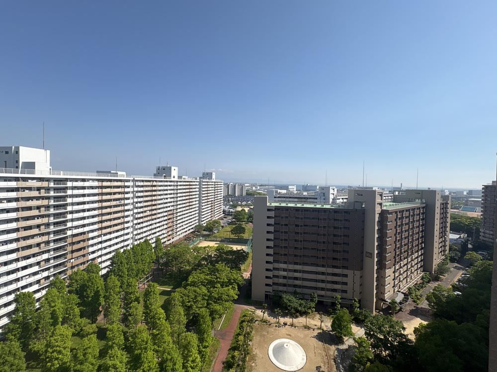 4LDK apartment in Nishinomiya, Hyogo - Photo 1