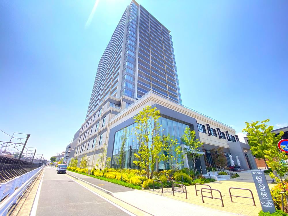 3LDK apartment in Kanagawa Ward, Yokohama, Kanagawa - Photo 1