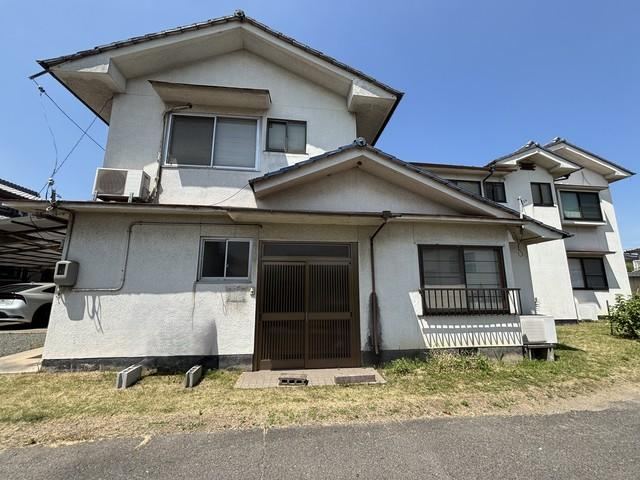 9DK house in Fukuyama, Hiroshima - Photo 1