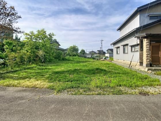 186 m² land in Kanazawa, Ishikawa - Photo 1