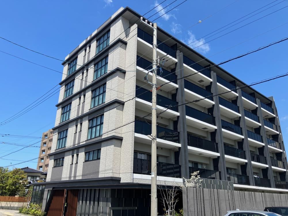 2LDK apartment in Kanazawa, Ishikawa - Photo 1