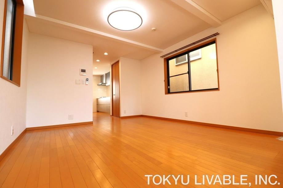 3LDK house in Meguro Ward, Tokyo - Photo 1