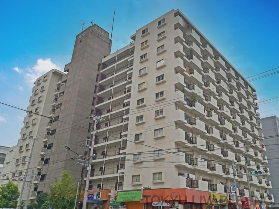 3K apartment in Minato Ward, Tokyo - Photo 1