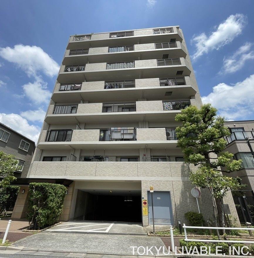 3LDK apartment in Itabashi Ward, Tokyo - Photo 1