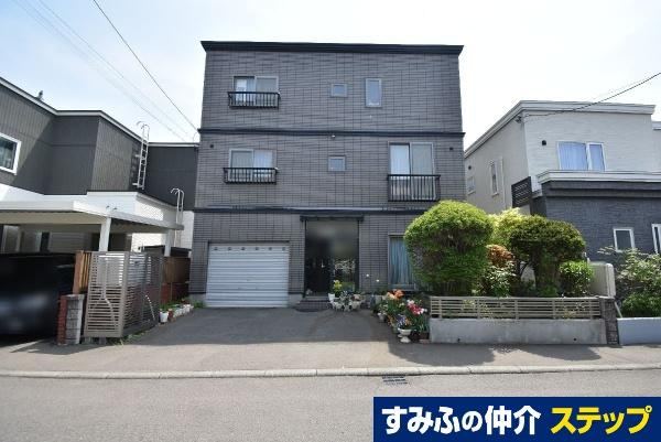 5LDK house in Teine Ward, Sapporo, Hokkaido - Photo 1